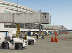 Ground operations at a large X-Plane 10 terminal